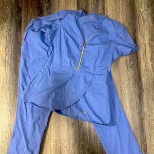 Jaanuu Women’s Scrub Top and Pants Set